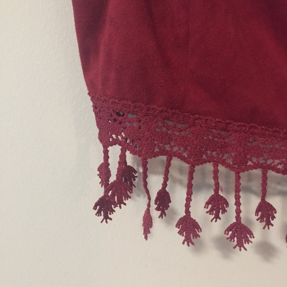 Cranberry Suede Crop Top 🍷 - Picture 2 of 5